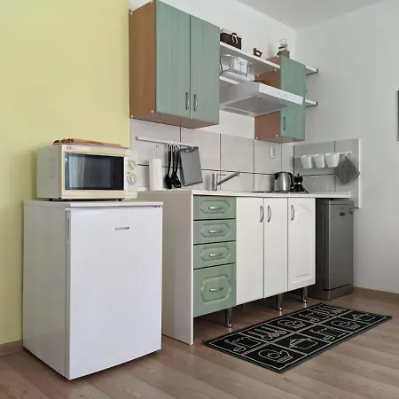 Nona Apartment